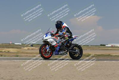 media/May-02-2025-CRA (Fri) [[8ae20d389f]]/Track Photos/130pm (Wheelie Bump)/